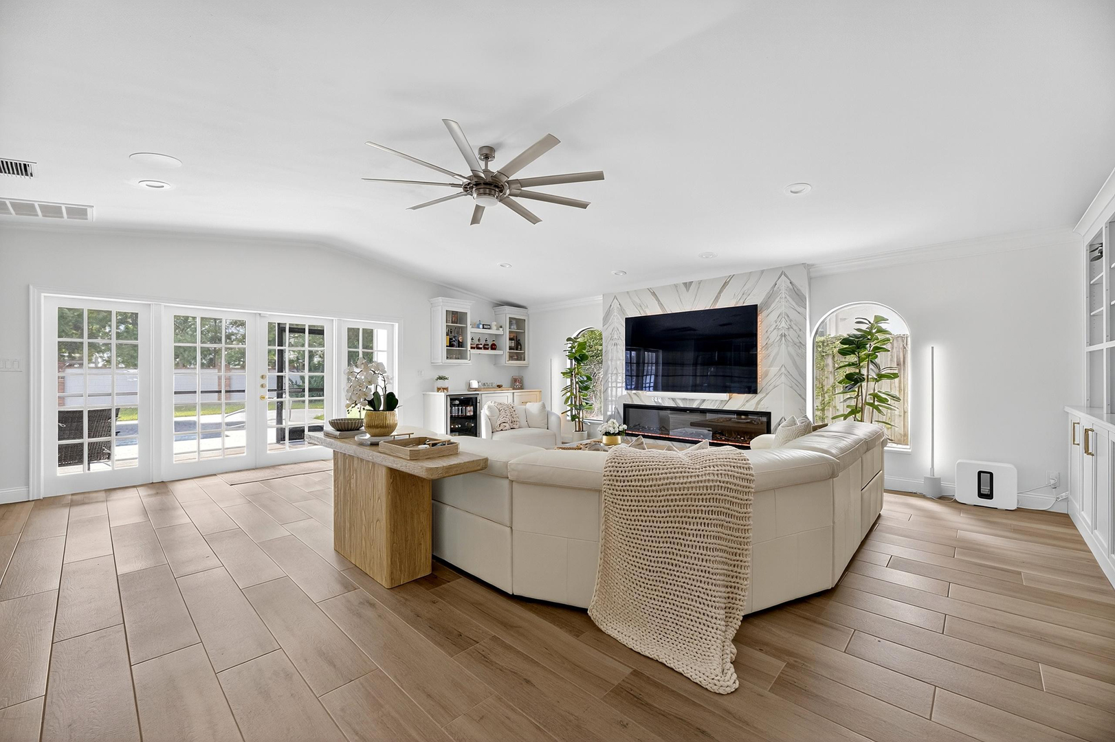 5014 W Longfellow Ave, South Tampa